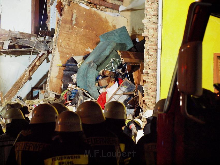 Hausexplosion Bruehl bei Koeln Pingsdorferstr P261.JPG